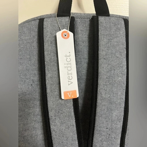 NEW Verdict Originals Gray Multi-Compartment Backpack Laptop Sleeve NWT - Picture 7 of 7